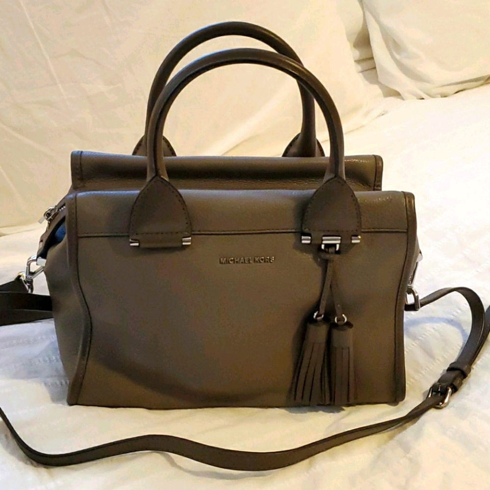 Michael Kors Geneva Large Leather Satchel